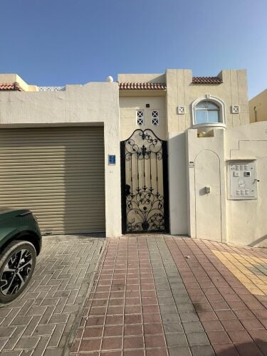 للايجار فيلا في الثمامة