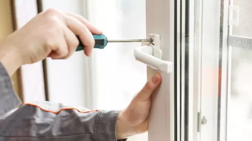 Door lock installation Maintenance