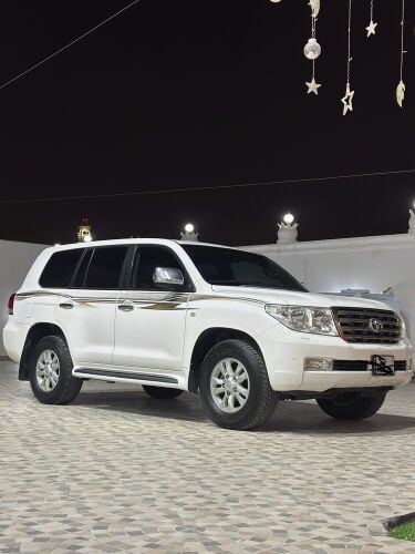 Land Cruiser VXR for sale