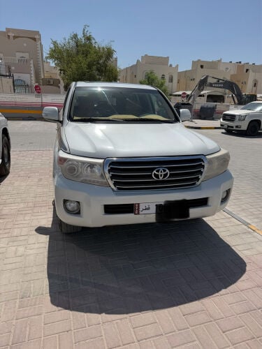 LANDCRUISER 8cylinder