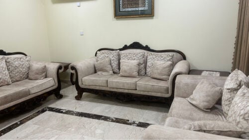 Sofa set