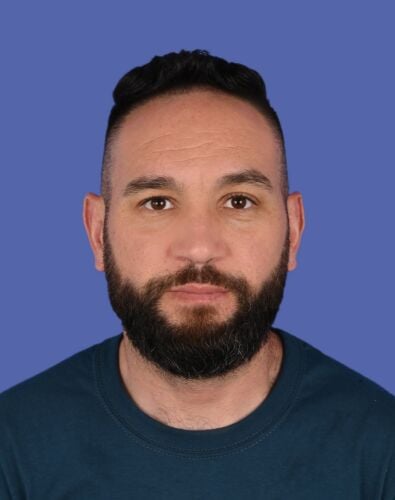 لاصب نسيم