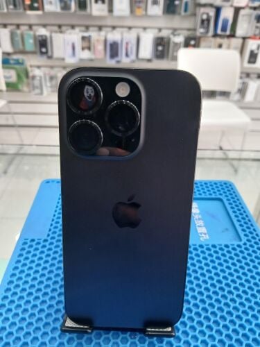 iPhone 16 Pro