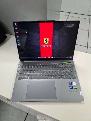Lenovo YOGA High End Gaming Lapto