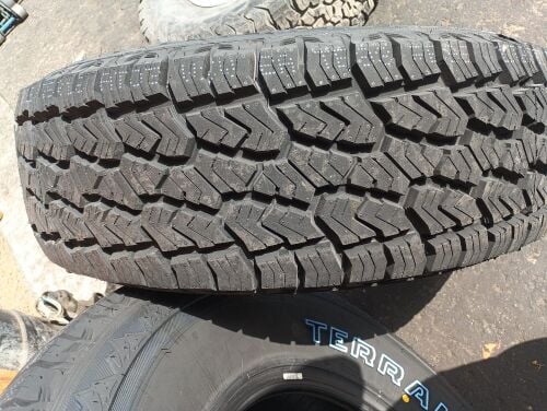 285-75r16 LT