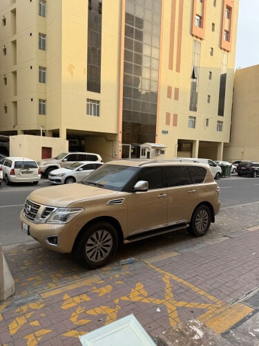 للبيع نيسان باترول صبغ الوكالة