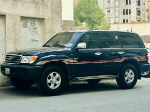 Toyota Land Cruiser