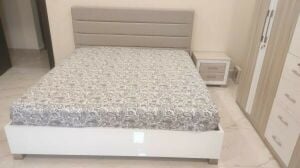 king size bedroom