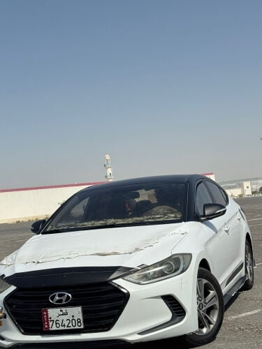 Hyundai Elantra. 2018