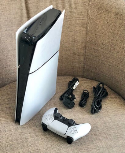 PS5 Slim Digital (1TB)