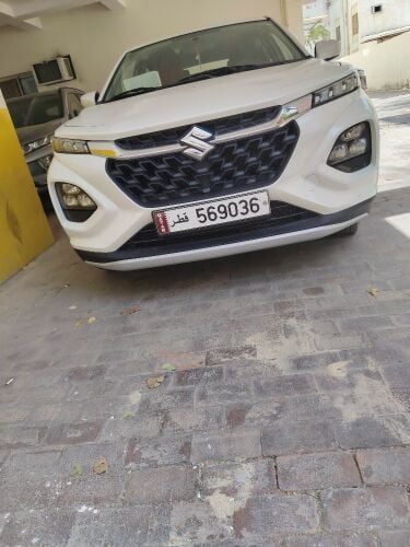 سياره بحاله ممتازه تحت الضمان