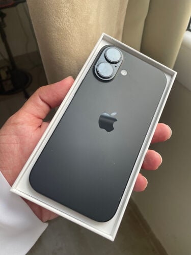ايفون 16