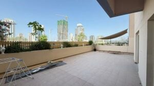 2BHK+ GROUND FLOOR TERRACE 200SQM