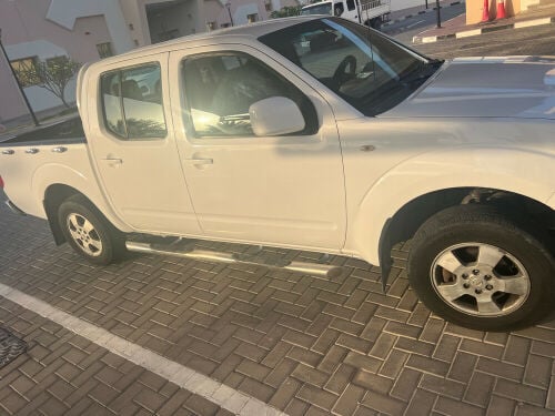 NAVARA.  2013