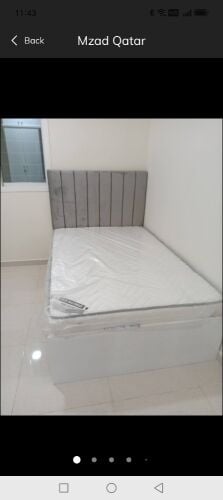 سرير ومرتبة مفردة