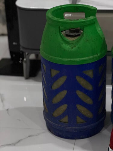 gas cylinder