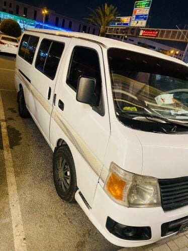 Nissan Urvan