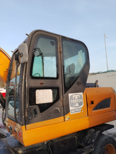 6 tons wheel excavator