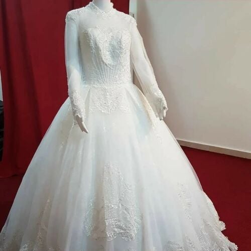 Brand new wedding dress for rent