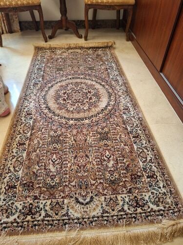 carpets (runners)