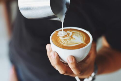 FEMALE BARISTA FOR CAFE