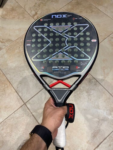 NOX AT10 18k padel racket