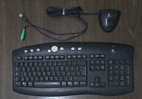 Logitech Cordless/Wireless Keyboard
