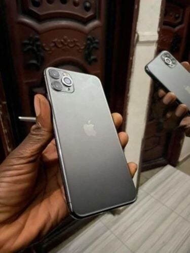 iPhone 11 pro max 256GB