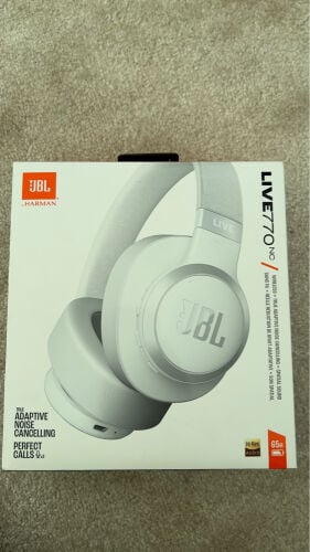 JBL headphones live 770NC