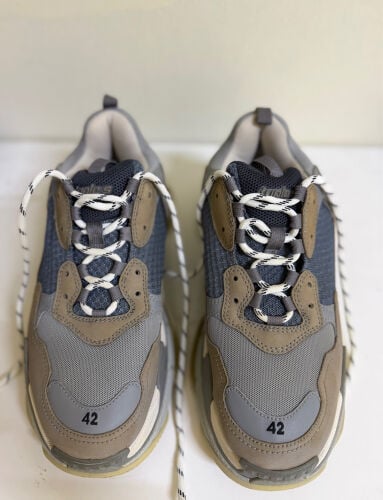 Balenciaga Triple S- EU42