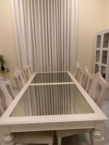 Dining table for sale