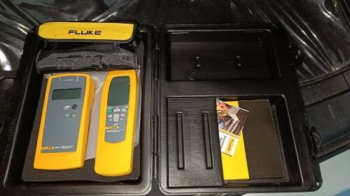 Fluke 2042 Cable locator