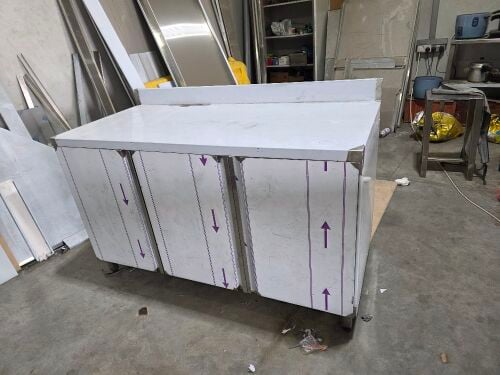 SS Base Cabinet with Hindeg door