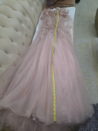 pink dress