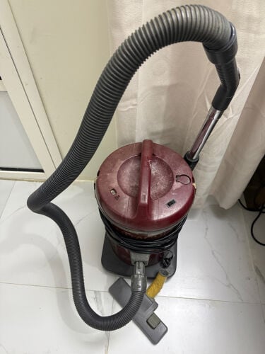 للبيع مكنسة هيتاشي