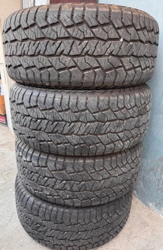 285/50/20"Hankook tyre