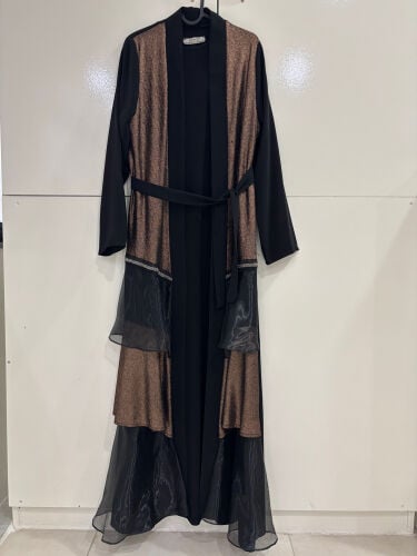 special dress (wedding)