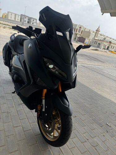 yamaha tmax 560