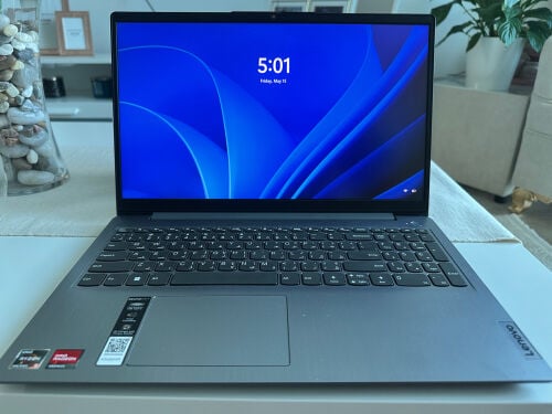 Lenovo AMD RYZEN 5