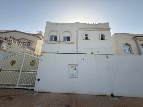 للإيجار فيلا الصخامه اسكان حكومي 