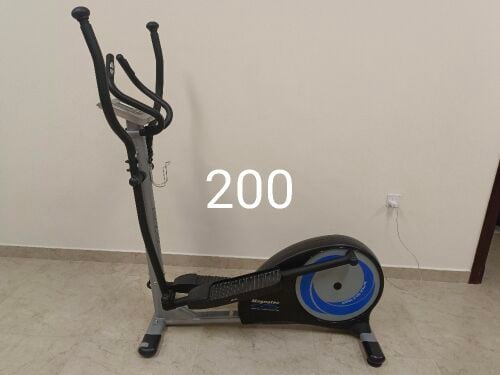 Elliptical trainer