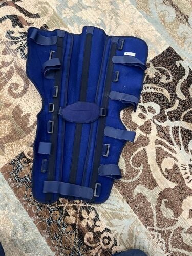 Knee extension brace