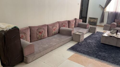 Majlis set for sale(negotiable)