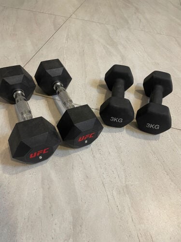 5kg and 3kg dumbbell pairs