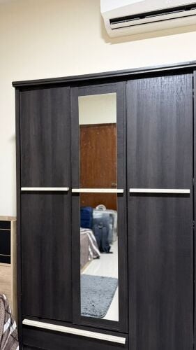 3 DOOR WARDROBE