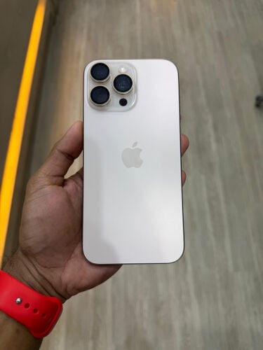 I Phone 16 Pro Max