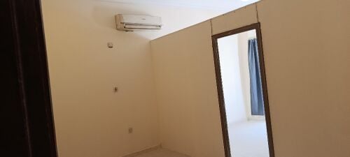 شقه سكنيه بفيلاعائلات بالخريطيات