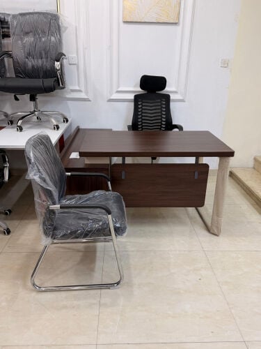 Used Office Table sale low price 
