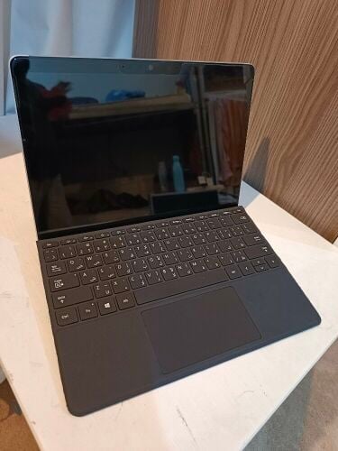 Microsoft surface go 2