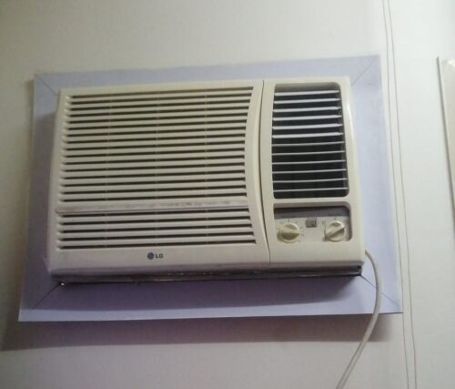 Window AC for sale please call me